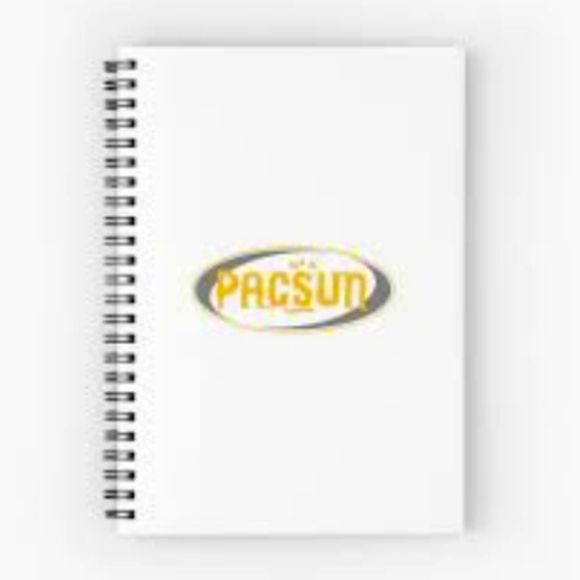 PacSun - Picture 2 of 3